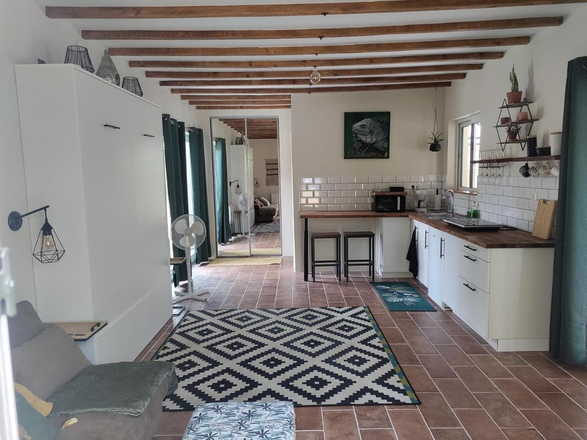 Chez Chapelle In The Heart Of The Gascony With Pool And Hot Tub Apartment Auch Exterior photo